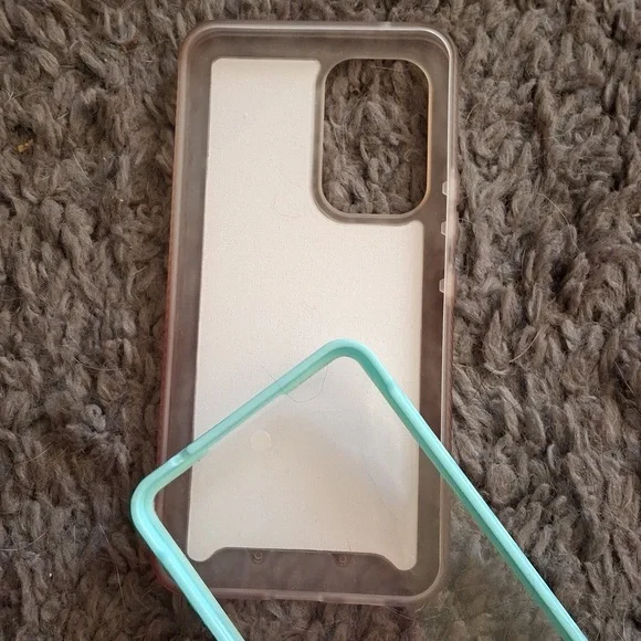 Lot of 2 EUC Samsung A53 cases w/ screen protectors - Picture 6 of 7